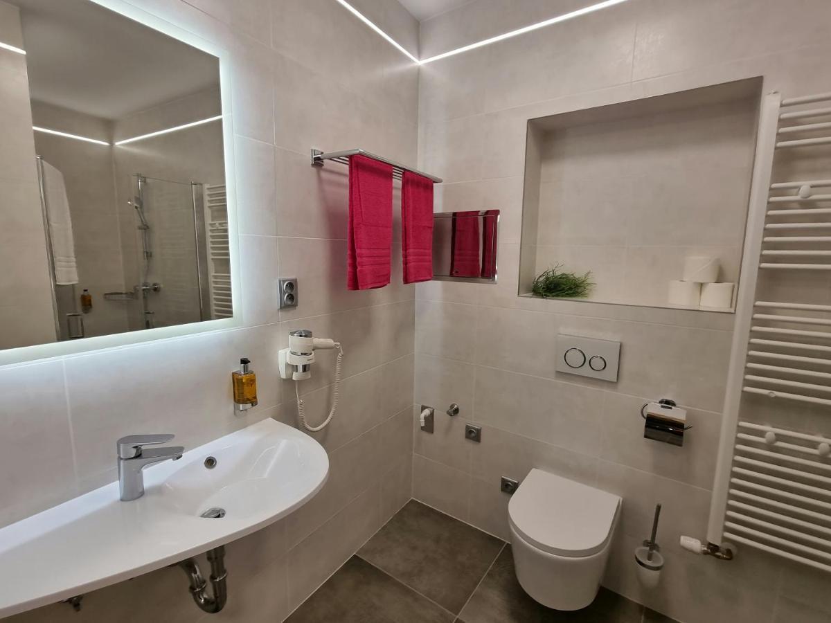 Apartmány Etenia Kadaň Kültér fotó