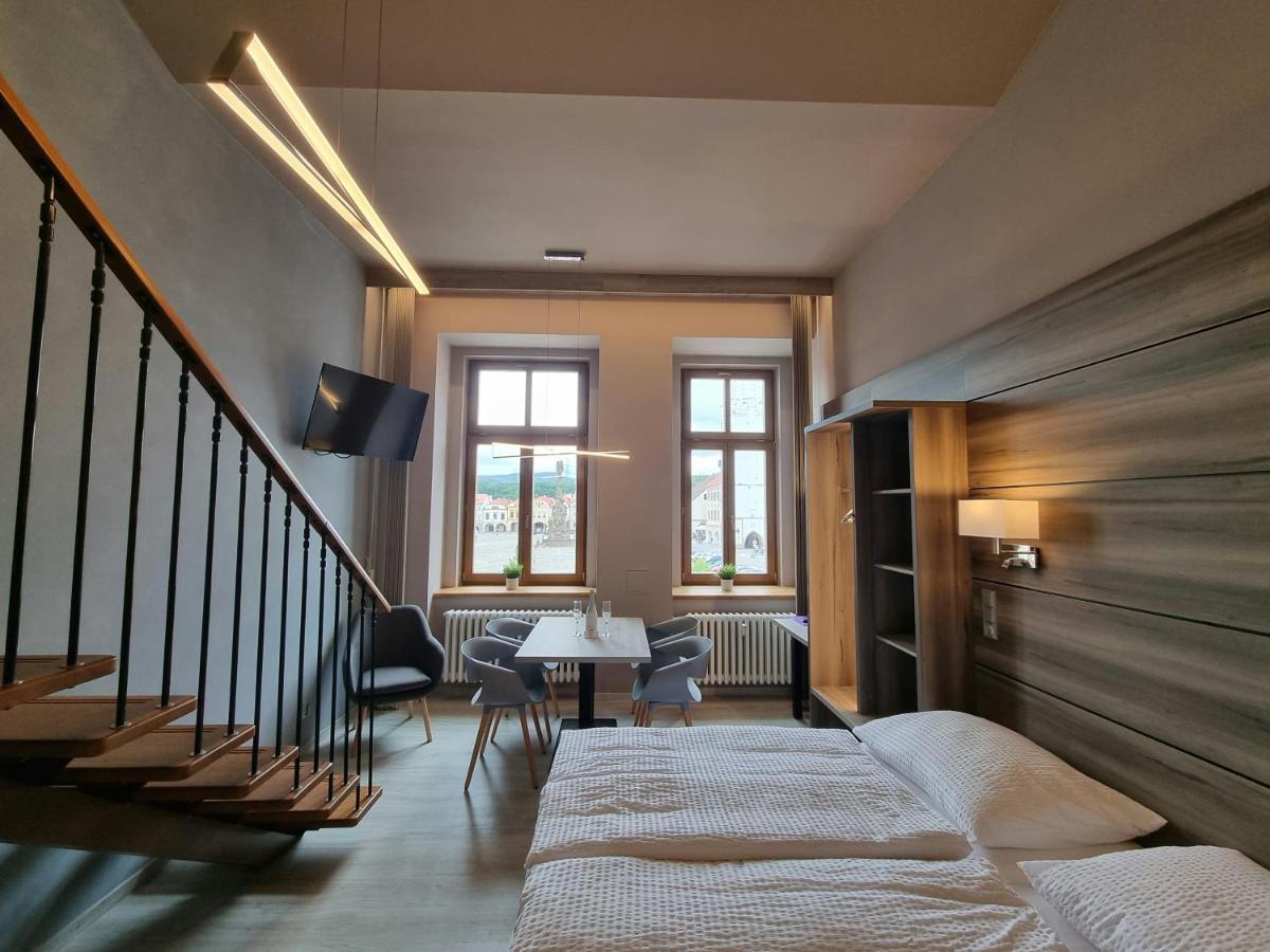 Apartmány Etenia Kadaň Kültér fotó